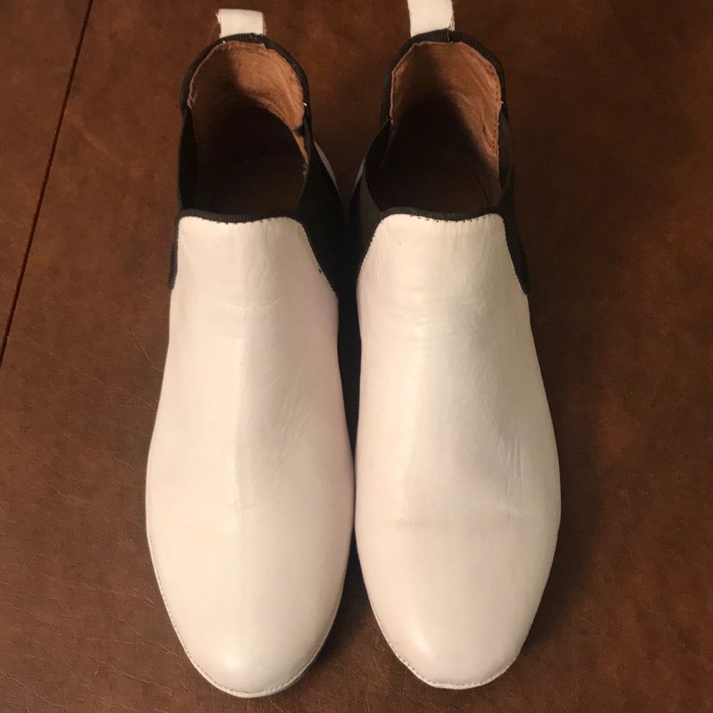 White booties!
